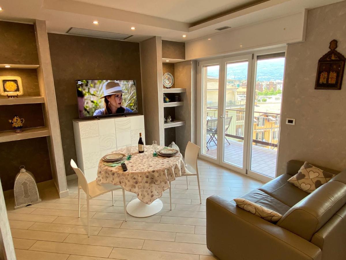 Romantica Suite Verbania Exteriér fotografie